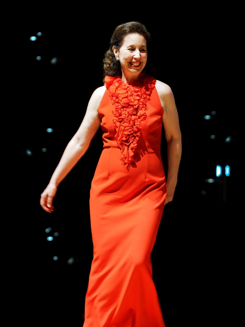 Angela Hewitt